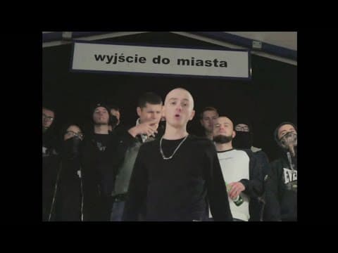 MŁODY NYKIEL - PIORĄ BERET PROSZKI