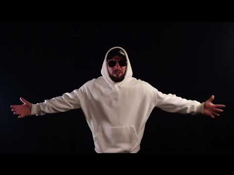 Młody AZF - Kim Jesteś (prod. Flame)