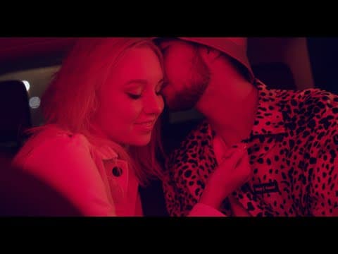Karolina Stanisławczyk feat. Michał Szczygieł - V.I....