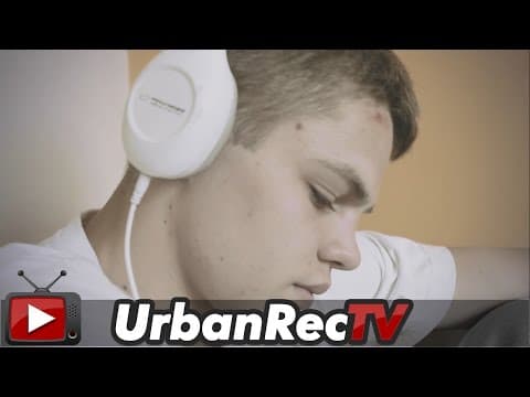 Theodor - Momenty feat: Lilu (prod. Poszwixxx)