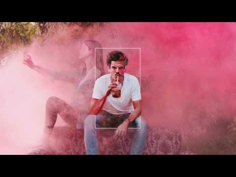 Taco Hemingway - "Dele" (prod. Rumak)