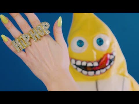 WRR (WdoWA, Rena, Ryfa) - WRR prod. QLA (Official Vi...
