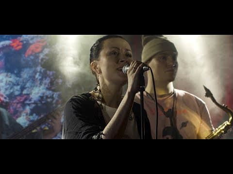 EABS - Trying to Put the Blame on Me ft. Paulina Prz...