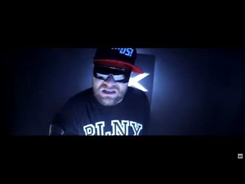 17. TEDE - XENON (prod. Sir Michu) / ELLIMINATI 2013
