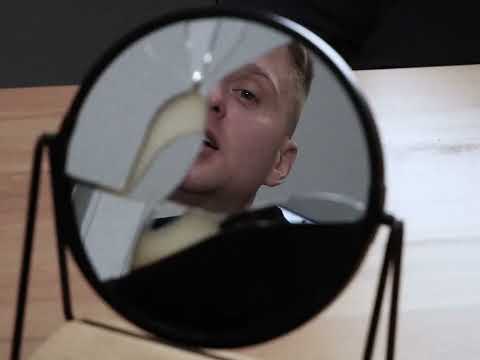 Pajczi, Aurelia, Tytuz - Dom